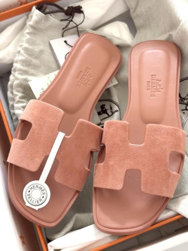 Oran sandal