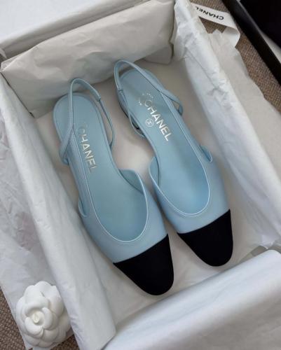 Chanel slingback