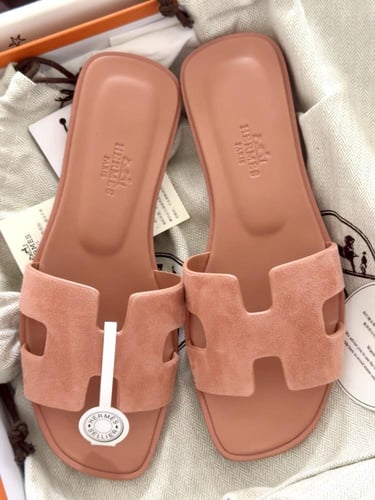 Oran sandal