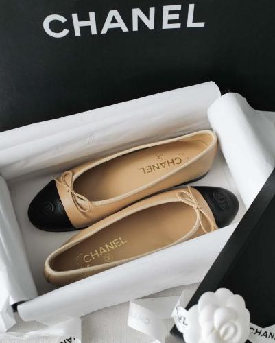 Chanel balerina