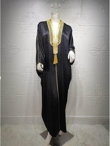 بشت رسمي مميز بتطريز ذهبي