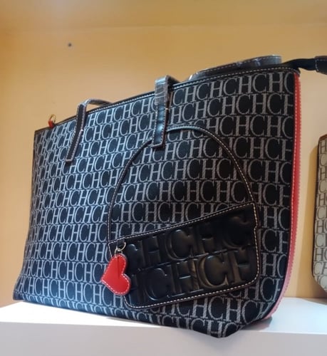 شنطة يد كبيرة CH