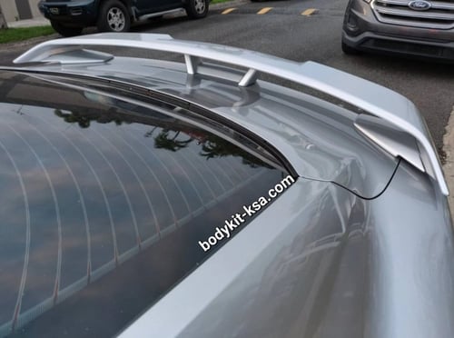 جناح بروفورمنس بكج اسود لماع