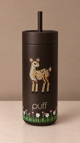 Sippii Puff deer in the forest