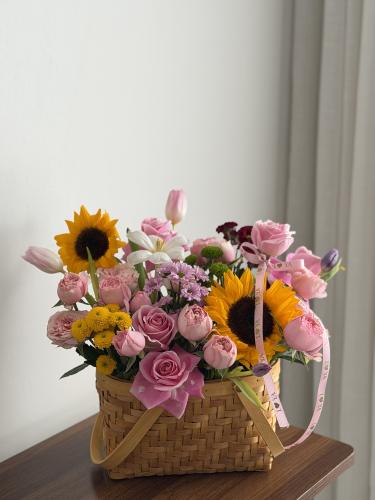 Blush Basket