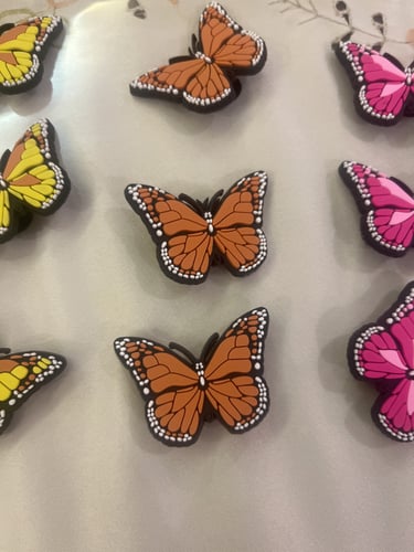 فراشه - بني برتقالي