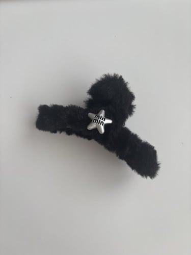 كلبس فرو متعددة الالوان