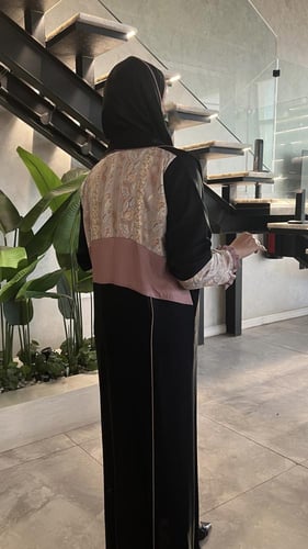 عباية مَلَكْ