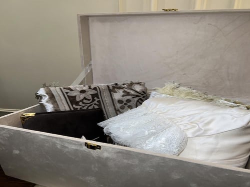 صندوق العروس شاموا مربع باللون البيج