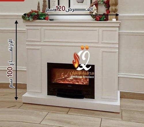 ديكور خشبي مع جهاز تدفئة