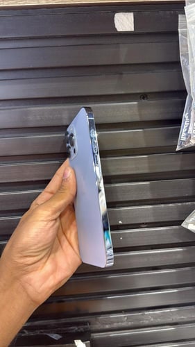 ايفون 13 برو ماكس - 512 قيقا - لون ازرق - بطارية 9...