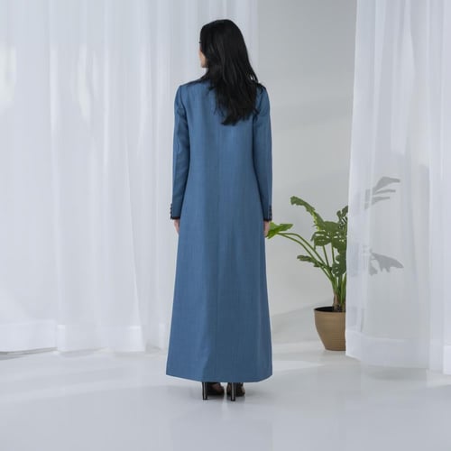 عباية بليزر سماوي قماش خفيف الوزن