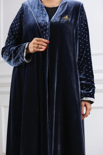 مخمل فرنسي مطرز