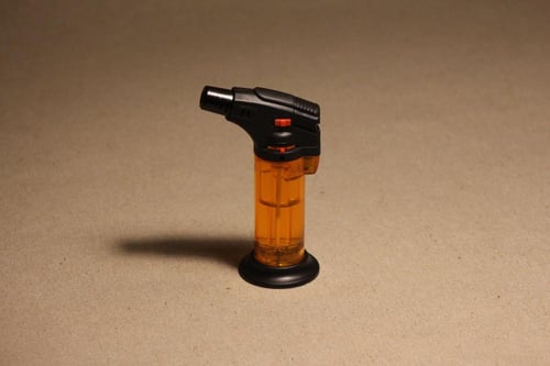 ولاعة مثالية لإستخدام العود