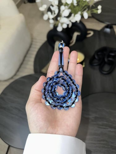 مسباح بكلايت ( المحيط الهادي )