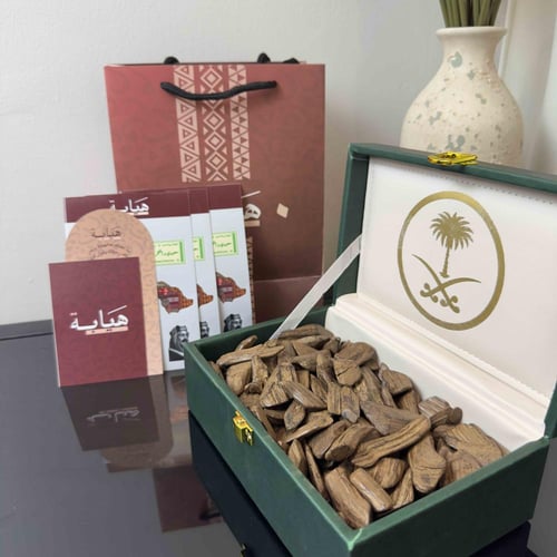 سبحتين + سبحة مجانا مع اوقية عود