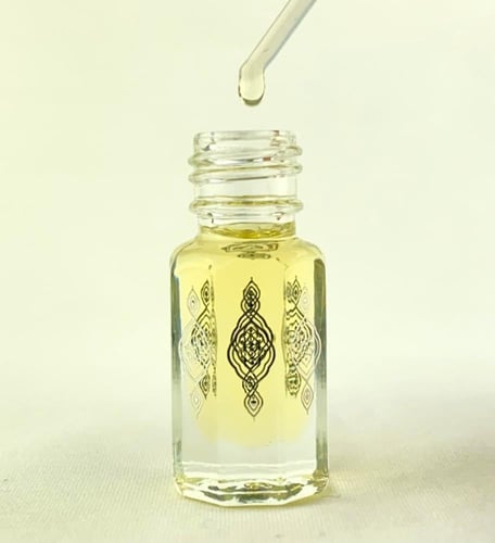 عطر زهرة الياسمين الطبيعي