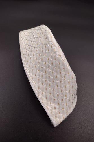 طاقية قصب منقط ذهبي