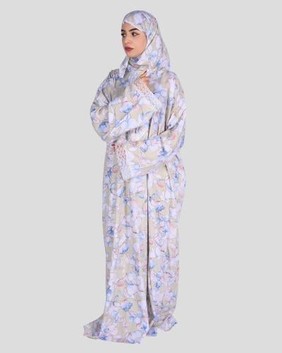 طقم صلاة كامل بنقشة ورود وغطاء رأس