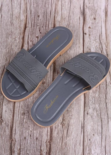 صندل نسائي مريح للاستخدام اليومي