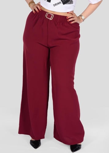 بنطلون نسائي بقصة واسعة