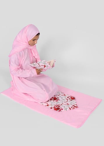 طقم صلاة نسائي