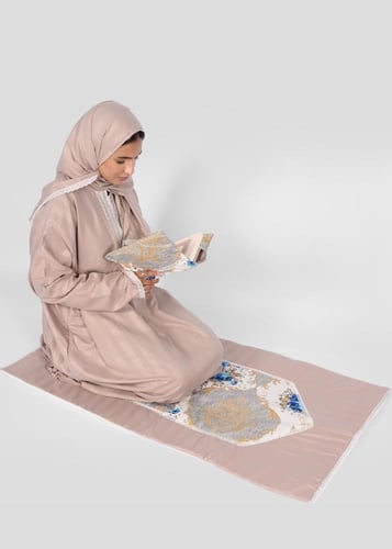 طقم صلاة نسائي