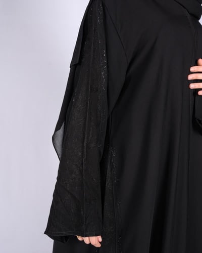 عباية سوداء بنقش جاكار