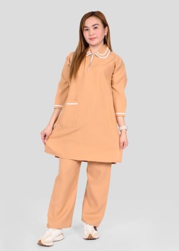 ملابس عاملات كشميري مع سحاب