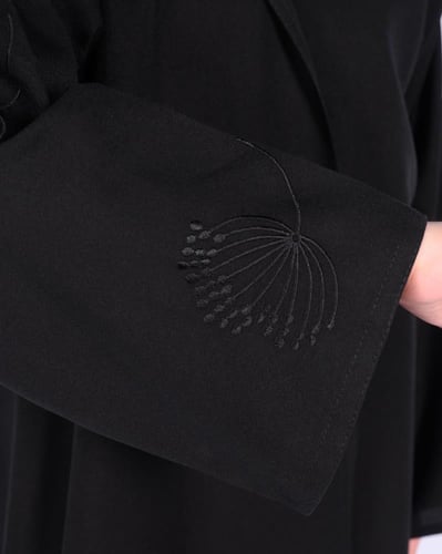 عباية بناتي