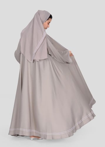 عباية شيفون حرير مفتوحة مع طرحة