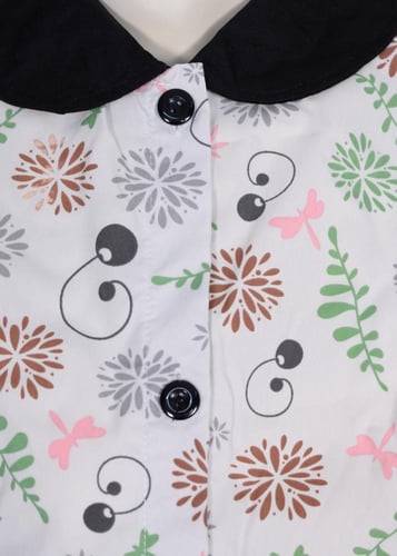 زي عاملات مشجر مع غطاء راس