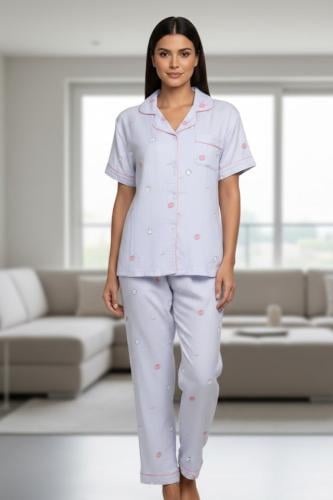 طقم نوم نسائي قماش ناعم بألوان انيقة