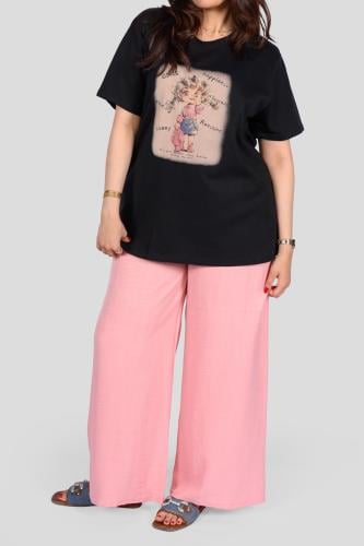 تيشيرت نسائي بخامة مريحة