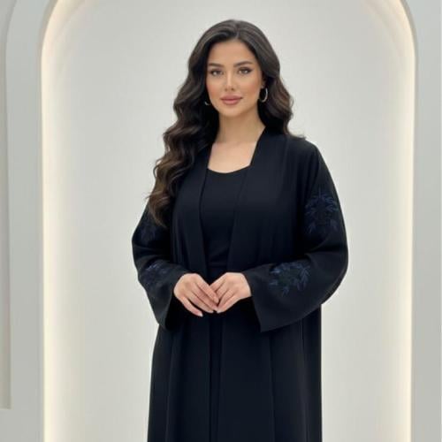 عباية نسائية بنقش كحلي