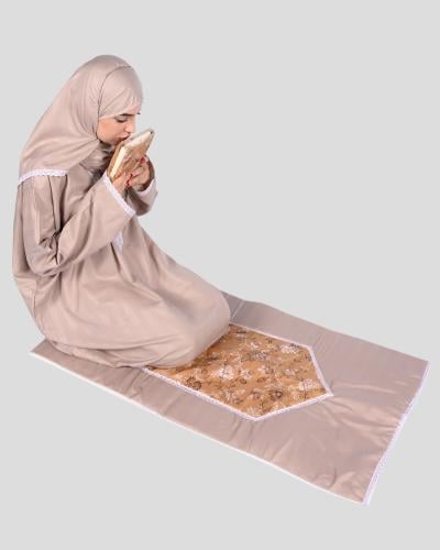 طقم شرشف صلاة نسائي لحمي