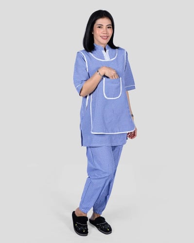 طقم عاملة منزلية بياقة دائرية كاروهات