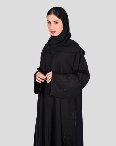 عباية سوداء بنقش جاكار