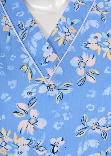 طقم يونيفورم عاملات مشجر ياقة V بجيوب