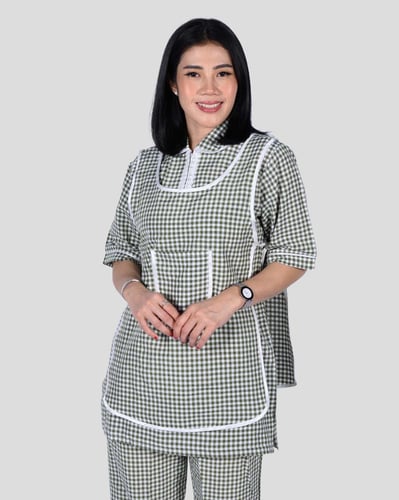 طقم عاملة منزلية مع مريلة مطبخ