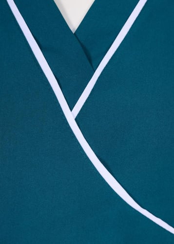 طقم يونيفورم عاملات كشميري بياقة سبعة و جيوب