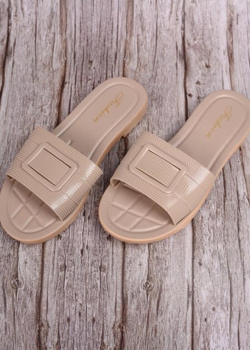 نعال نسائي مبطن مريح