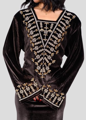 جلابية مخمل نسائية بتطريز امامي