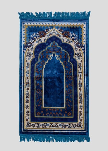 سجادة صلاة بنقش المحراب