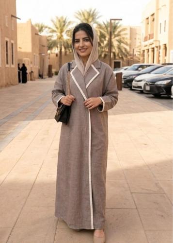 عباية الصيف الفخمة بليزر نسائية بياقة عريضة