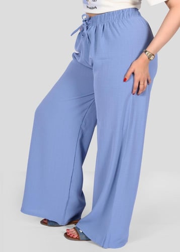 بنطلون واسع بخصر مطاطي وقصة مريحة