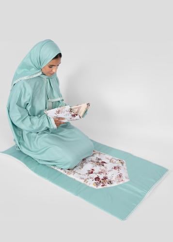 طقم صلاة نسائي