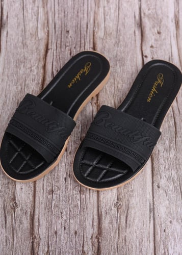 صندل نسائي مريح للاستخدام اليومي