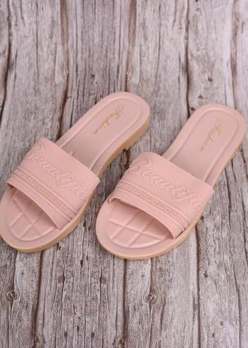 صندل نسائي مريح للاستخدام اليومي