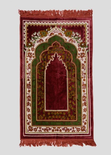 سجادة صلاة بنقش المحراب
